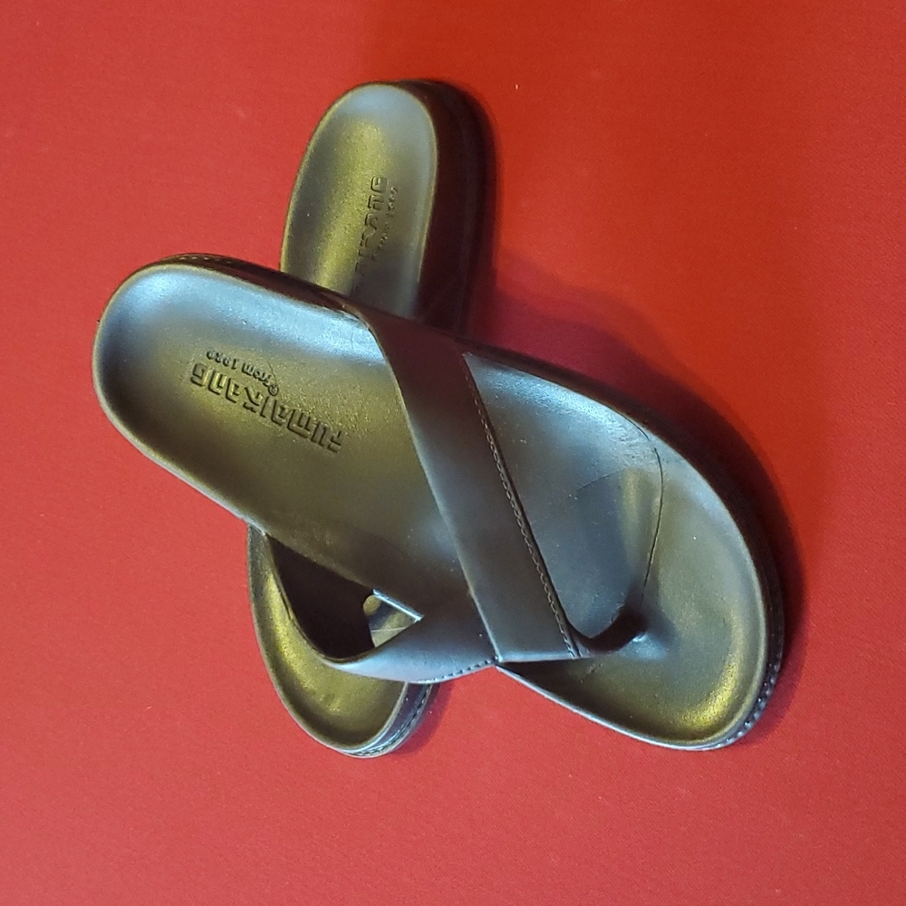 Flip flops sandals